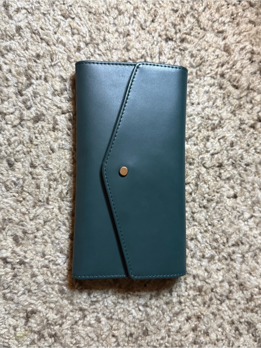 A New Day Green Leather Wallet Trifold with Snap Closure